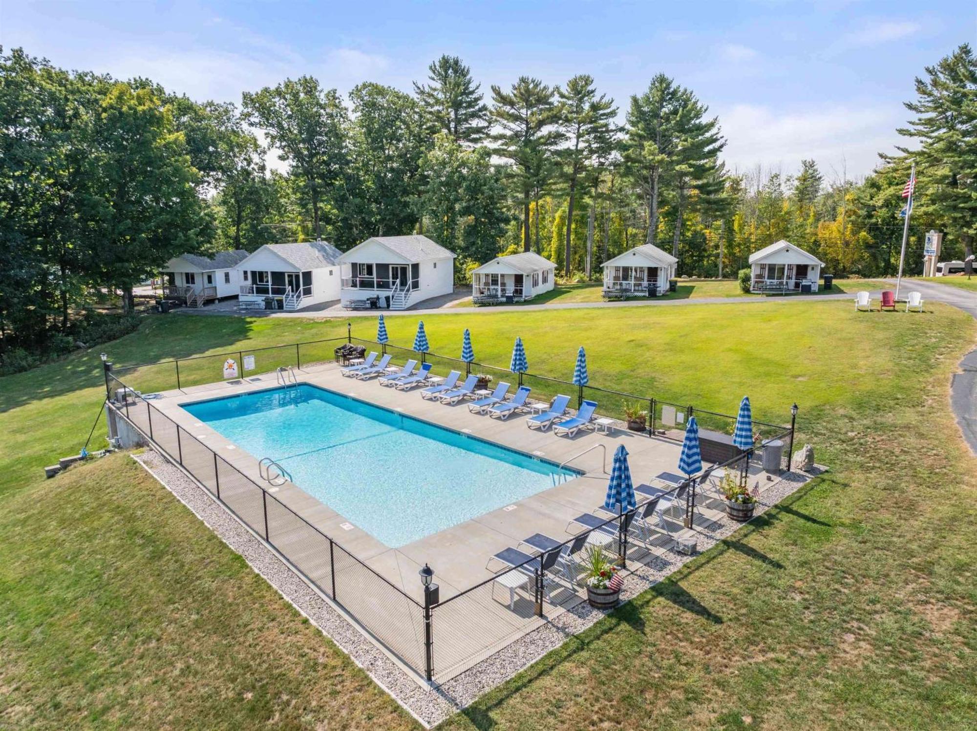 Grand View Resort Weirs Beach Exterior photo